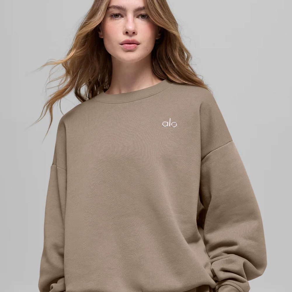 Accolade crew neck pullover